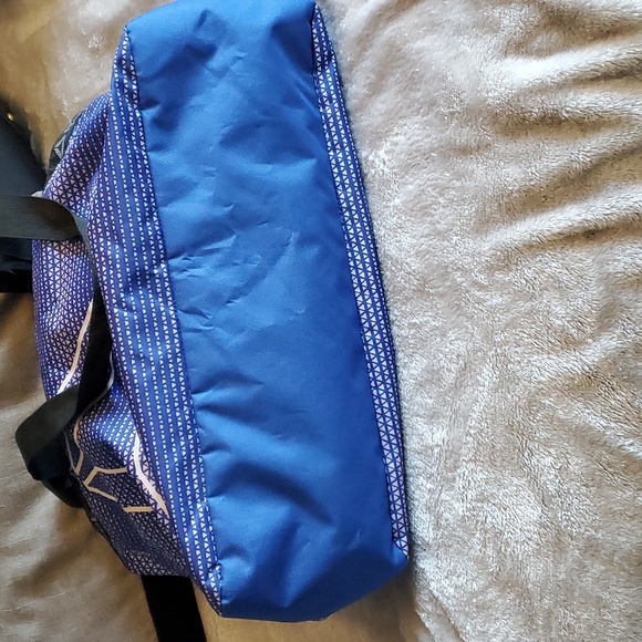 Reebok zippered gym bag - Picture 3 of 8